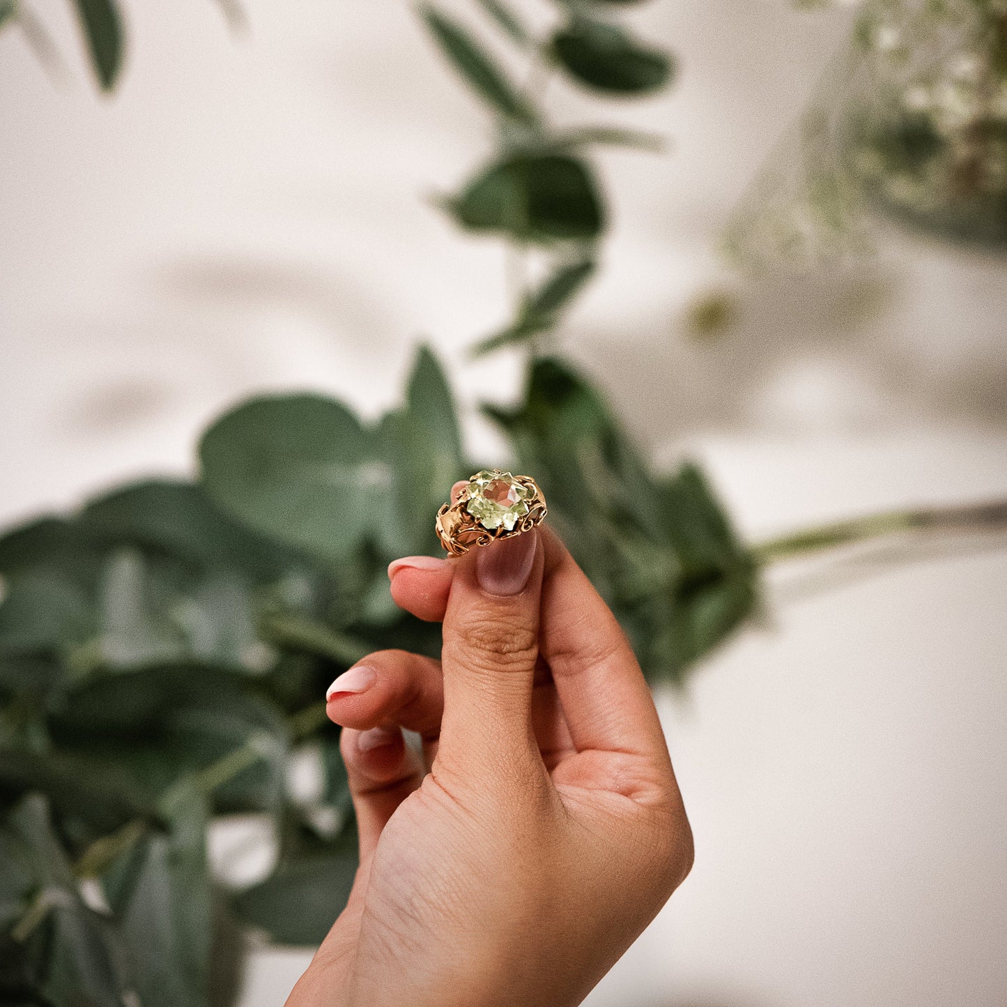 10221GM - Anillo Vintage Oro 18kt piedra peridoto