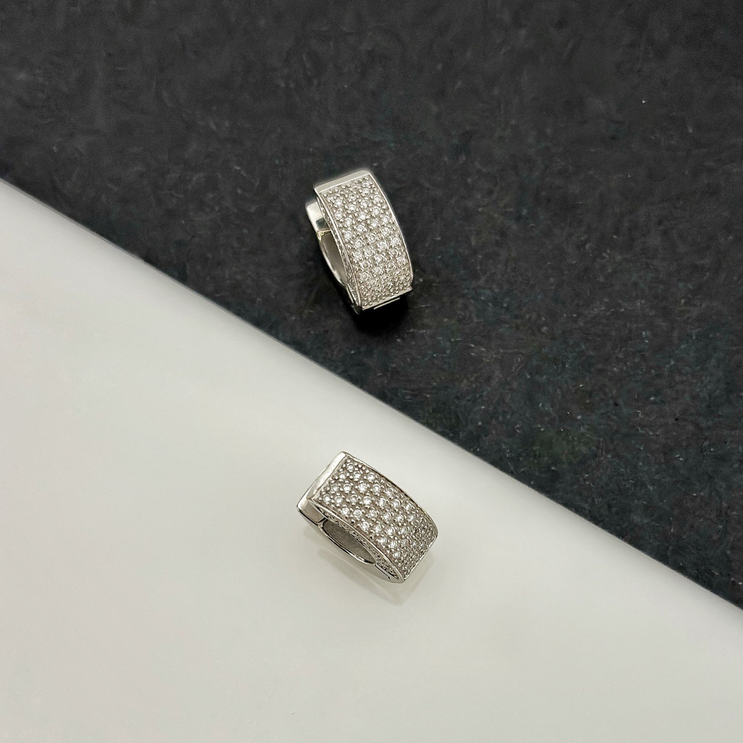 10483GM - Criollas Oro blanco 18kt y diamantes