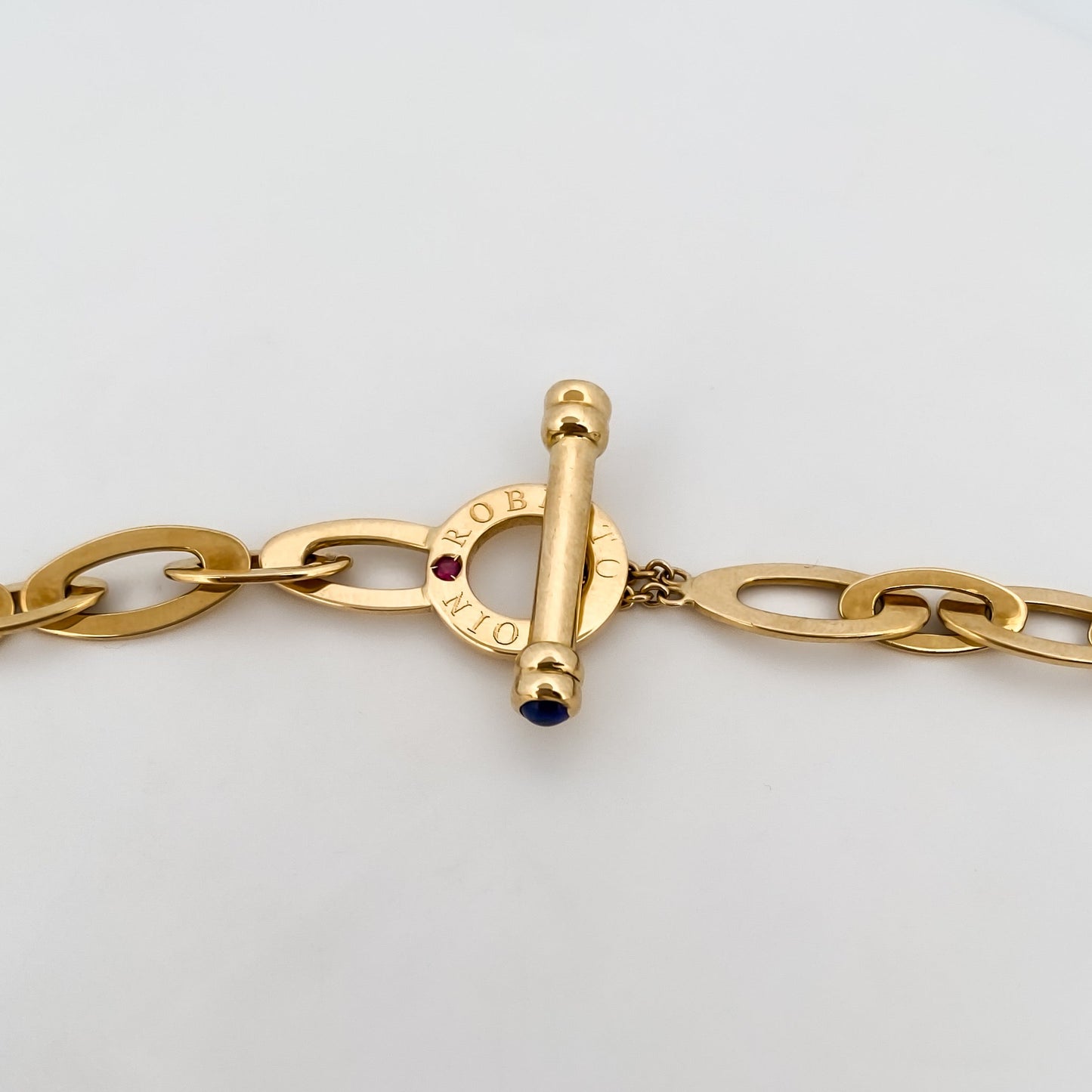 Comprar collar original de la firma Roberto Coin en oro amarillo de 18kt con cadena y colgante liso en forma de corazón. Envío GRATIS. Joyería Ian'Or.