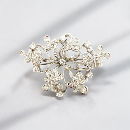 13590GM - Broche antiguo de oro blanco 18kt y diamantes