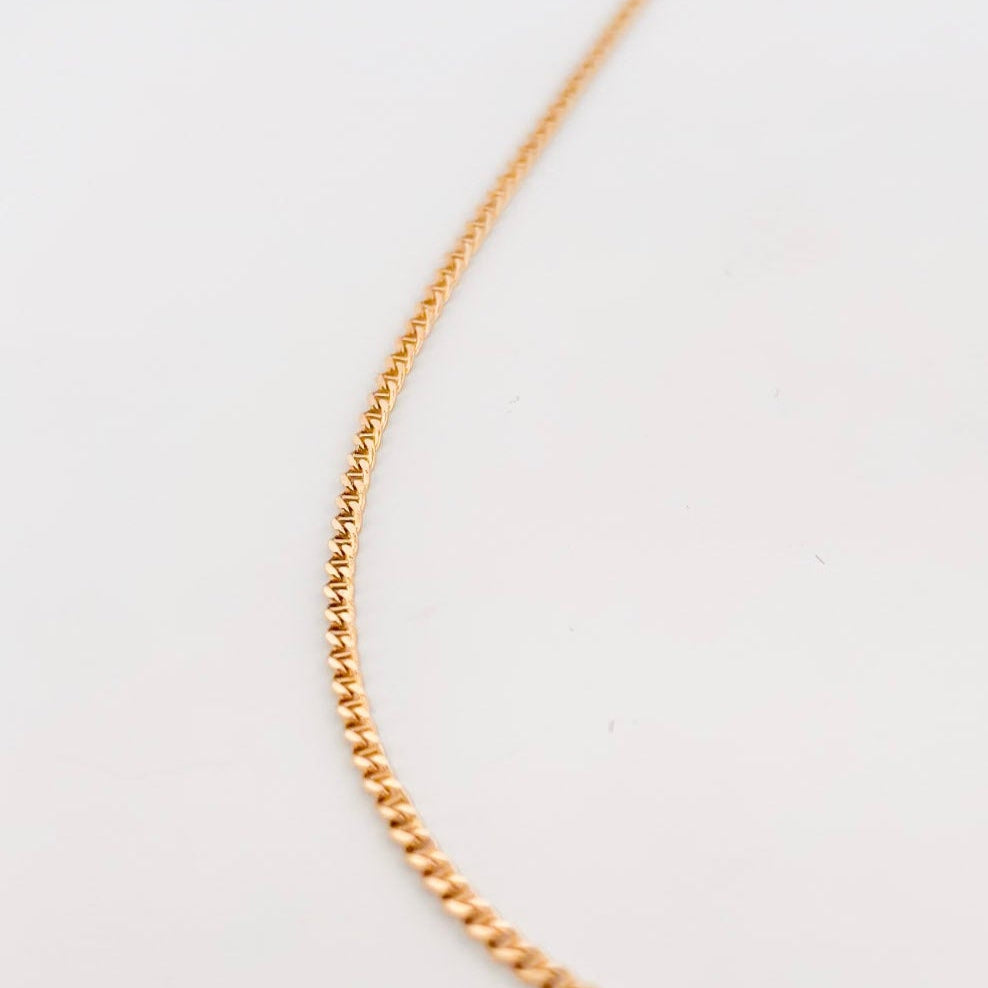 13837GM - Cadena eslabones banana barra oro amarillo 18kt - 49cm