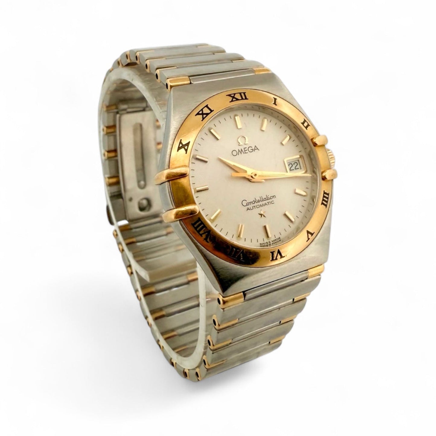 Clásico reloj vintage Omega Constellation automático de Mujer con esfera de 25mm. Realizado en acero y oro amarillo de 18kt.
Relojes Omega de segunda mano baratos en Barcelona. relojes de alta gama al mejor precio.