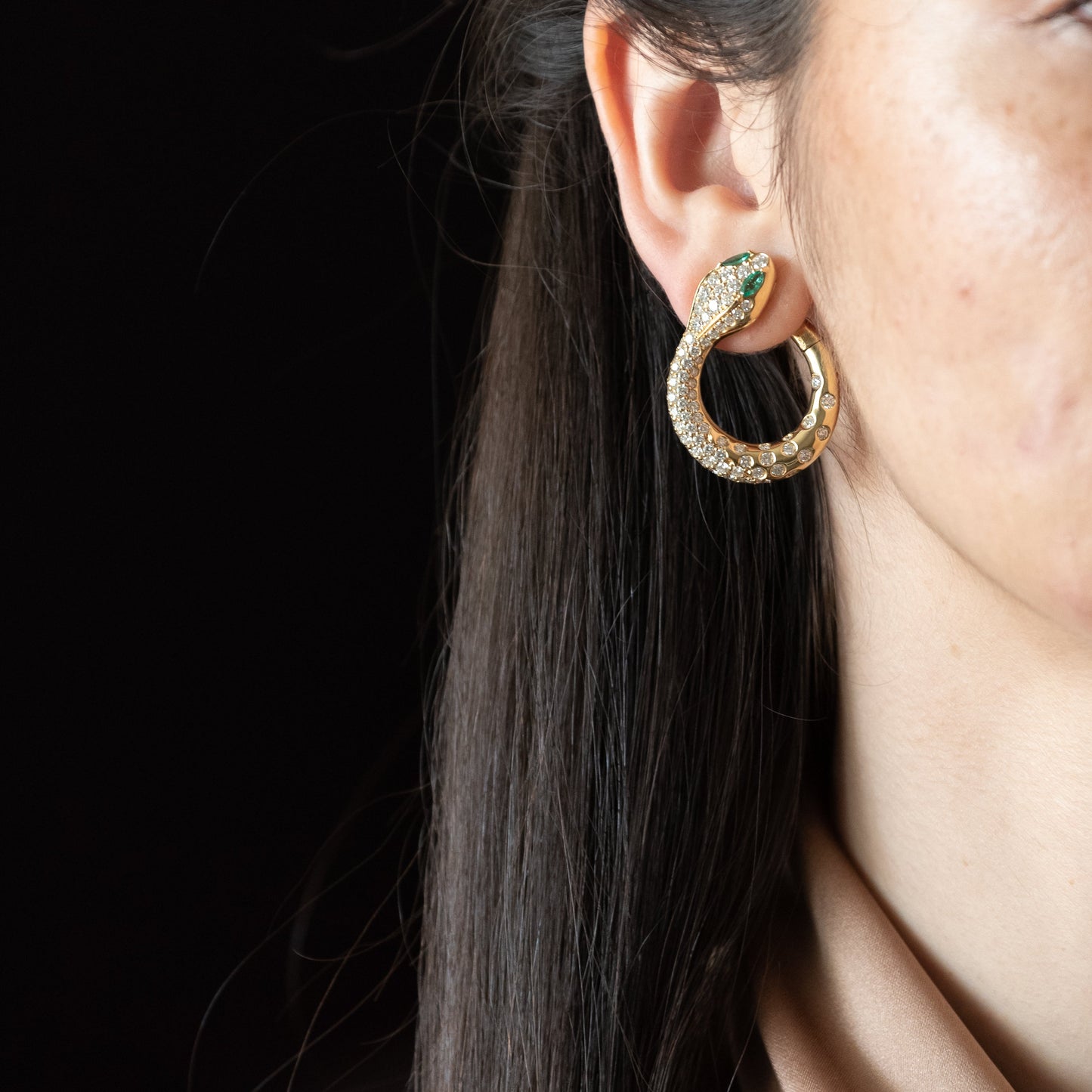 14678GM - Pendientes serpiente Crivelli oro amarillo 18kt diamantes y esmeraldas
