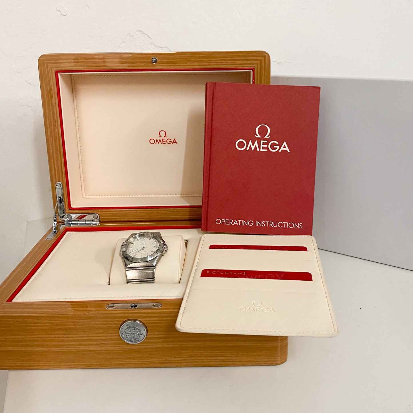 Comprar clásico reloj vintage Omega Constellation con esfera de 34mm. Realizado en acero. Relojes Omega de segunda mano baratos en Bcn. Joyería Ian'Or.