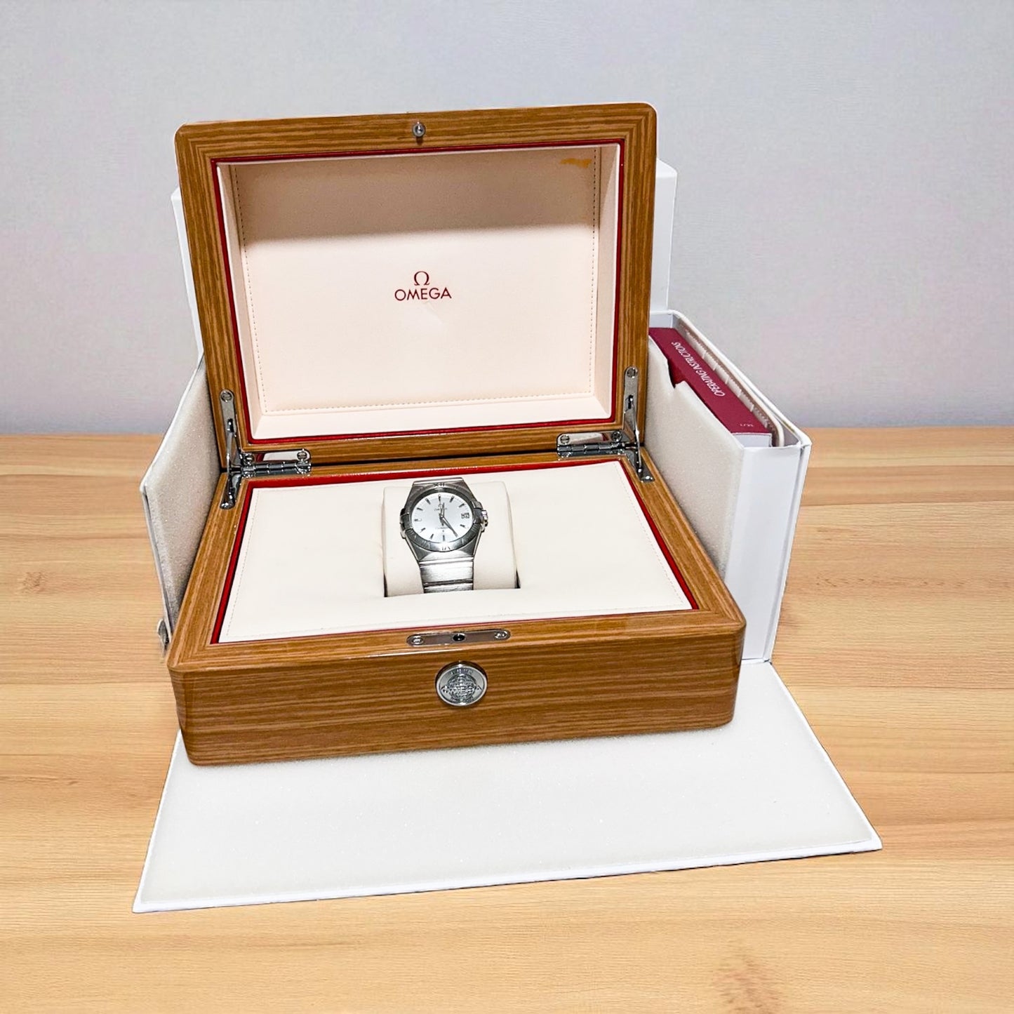Comprar clásico reloj vintage Omega Constellation con esfera de 34mm. Realizado en acero. Relojes Omega de segunda mano baratos en Bcn. Joyería Ian'Or.