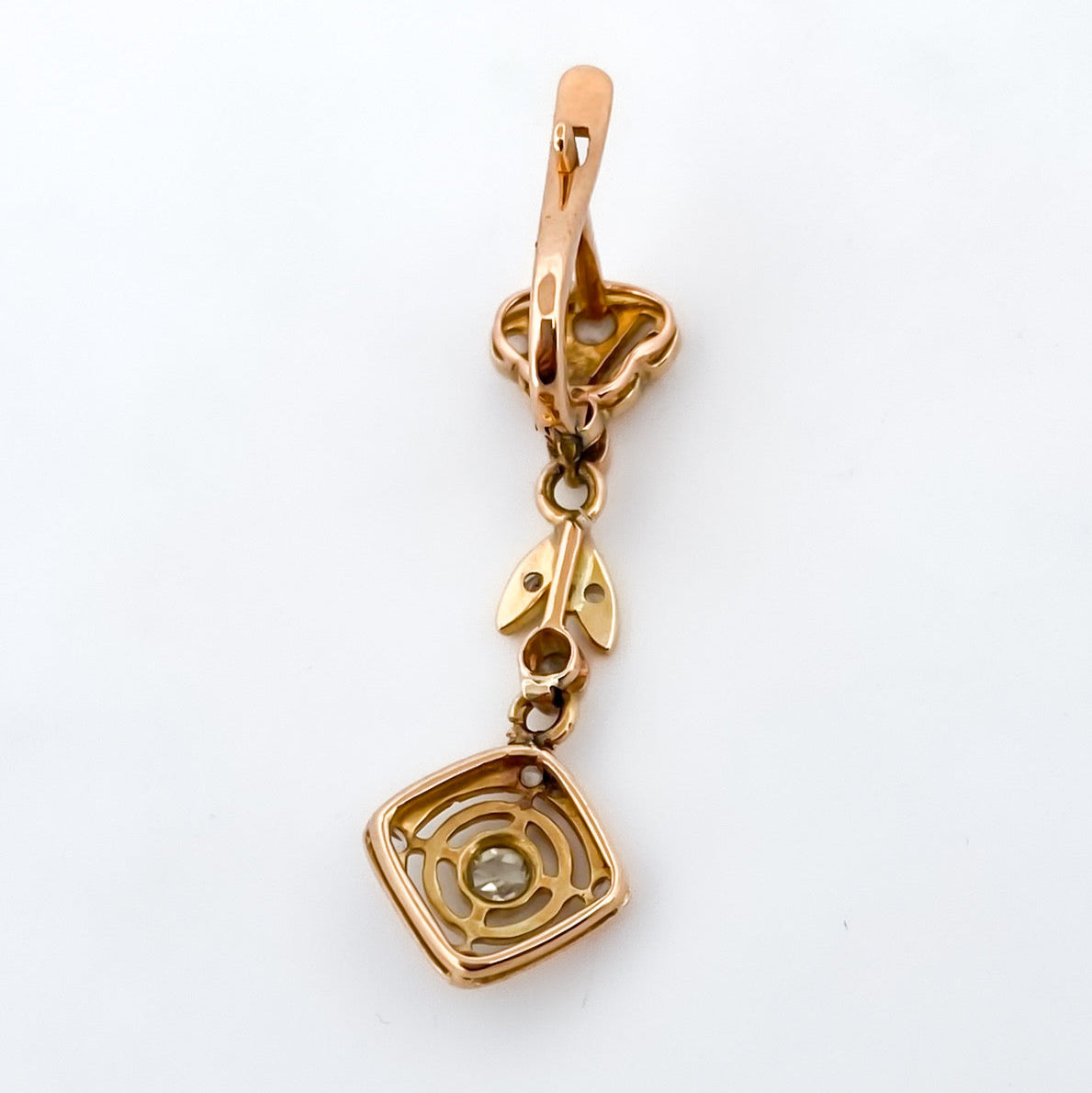 Comprar pendientes largos vintage en oro amarillo de 18kt con 12 diamantes en cada pendiente. Cierre catalán. Joyas vintage. Joyería Ian'Or. Envío GRATIS.