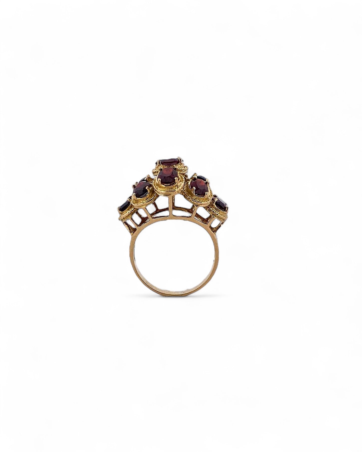 14930GM - Sortija oro amarillo 18kt con granates
