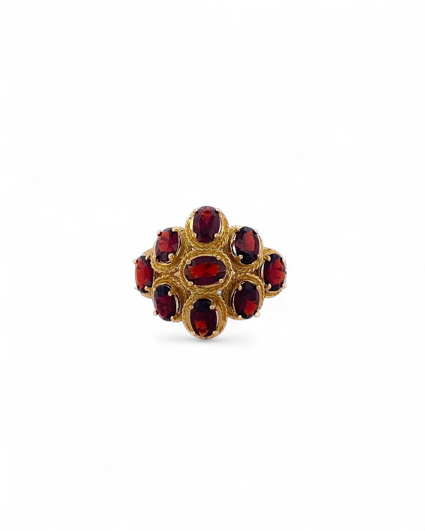 14930GM - Sortija oro amarillo 18kt con granates