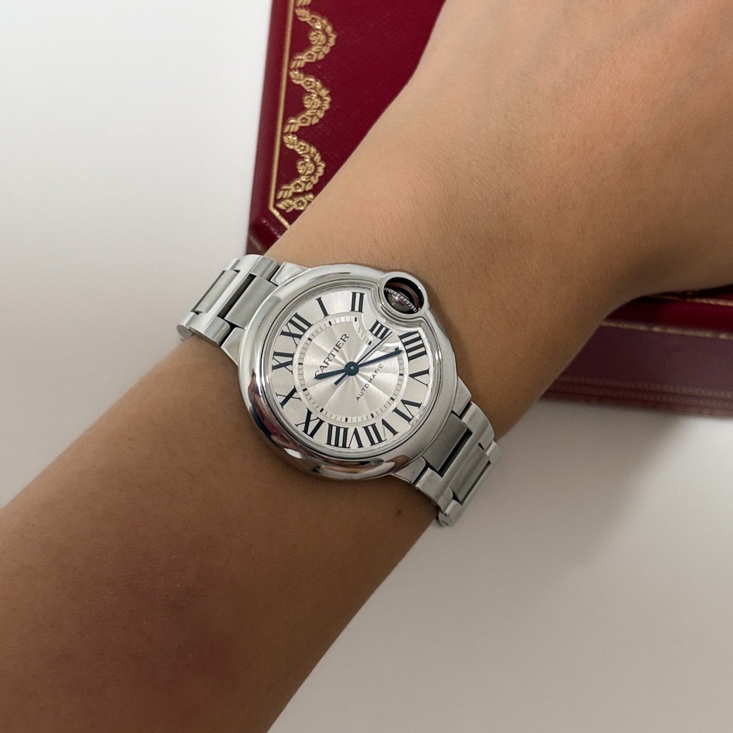 Reloj original Cartier Ballon Bleu de 33mm realizado en acero con movimiento automático.
Relojes Cartier de segunda mano baratos en Barcelona.
