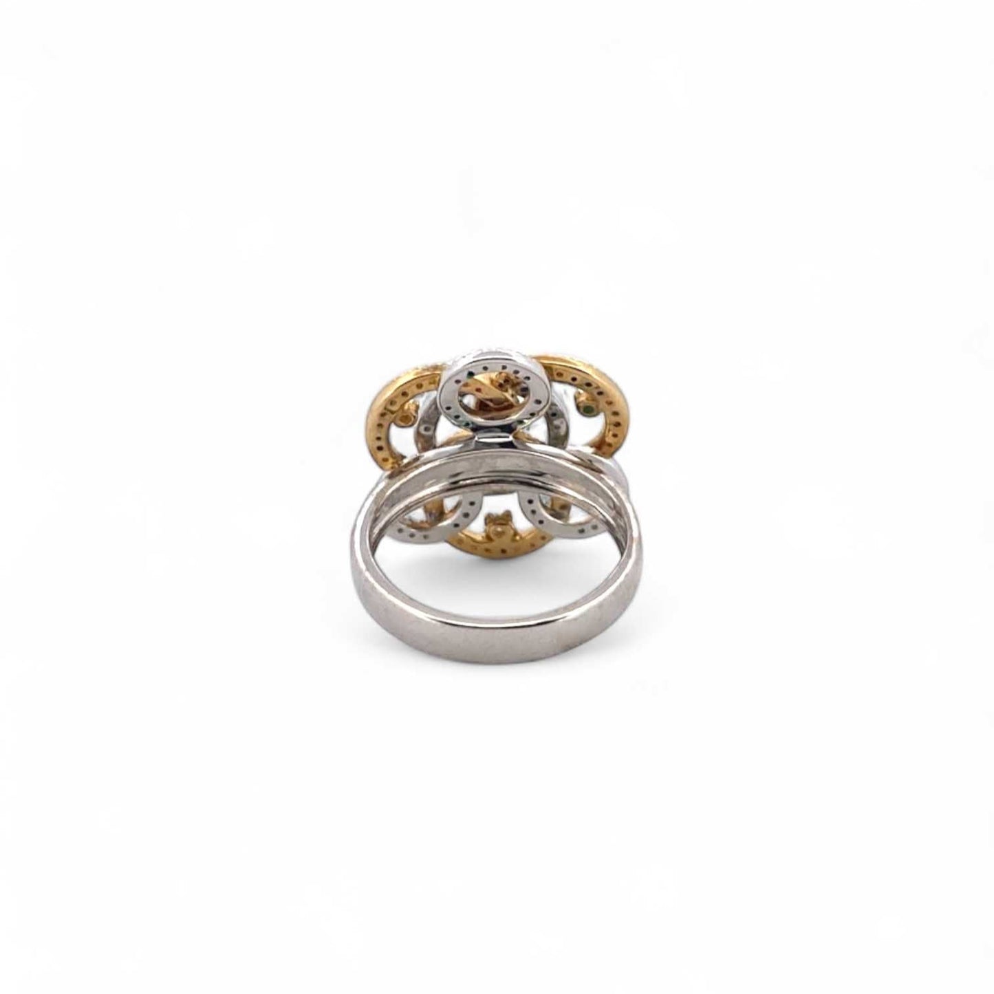 Comprar sortija en forma de flor realizada en oro blanco y amarillo de 18kt con diamantes. Joyería compro oro Ian'Or. Joyas acondicionadas. Envío GRATIS.