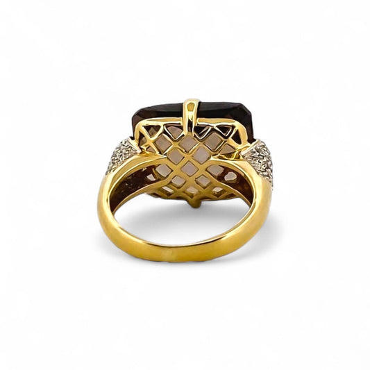 15084GM - Sortija oro amarillo 18kt brillantes y piedra café