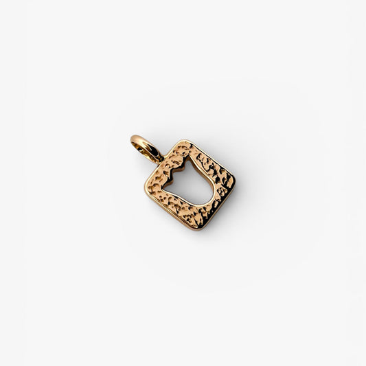 Comprar colgante de la firma TOUS en forma de tulipan realizado en oro amarillo de 18kt.Tous en oro amarillo de 18kt. Venta de joyas Tous segunda mano. Ian'Or.