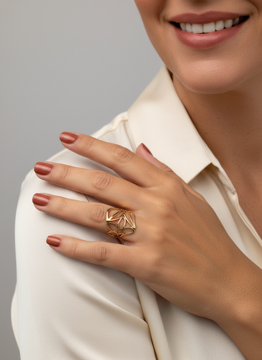 Comprar anillo original de TOUS en forma de flor realizado en oro amarillo de 18kt. Joyas Tous baratas.