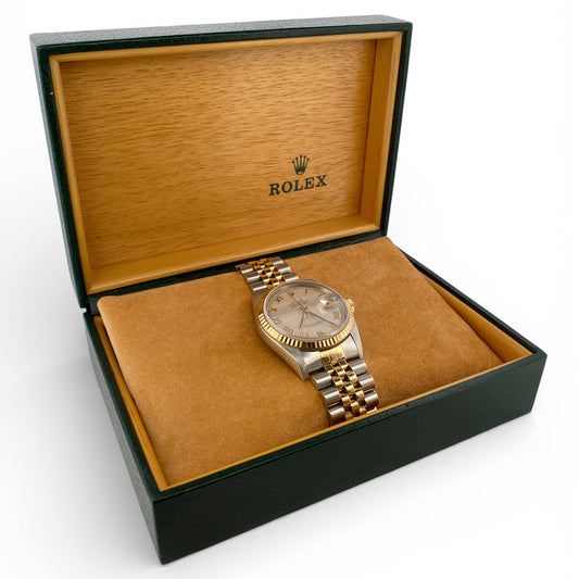 Comprar reloj Rolex modelo Datejust Ivory Pyramide Roman de acero y oro 36mm
Relojes Rolex y de lujo nde segunda mano baratos en Barcelona.