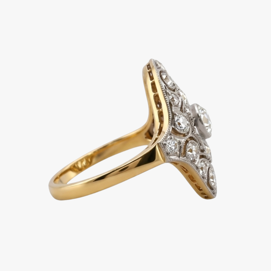 Comprar sortija lanzadera vintage realizada en oro amarillo y platino de 18kt, 30 diamantes talla antigua 1 diamante central.Joyas vintage. Joyería Ian'Or. Envío GRATIS.