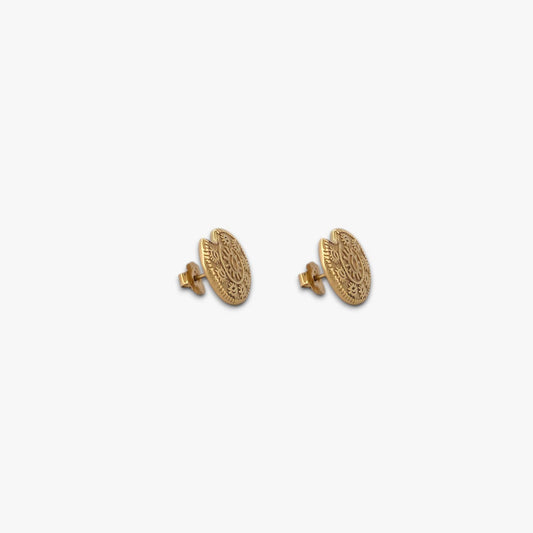 Comprar pendientes de oro amarillo de 18kt originales de la firma TOUS con grabado del imperio maya y estos pendientes disponen de cierre a presión
La mejor joyería compra-venta de Oro de Barcelona, te garantizamos el mejor precio. Restauración de joyas vintage y segunda mano.