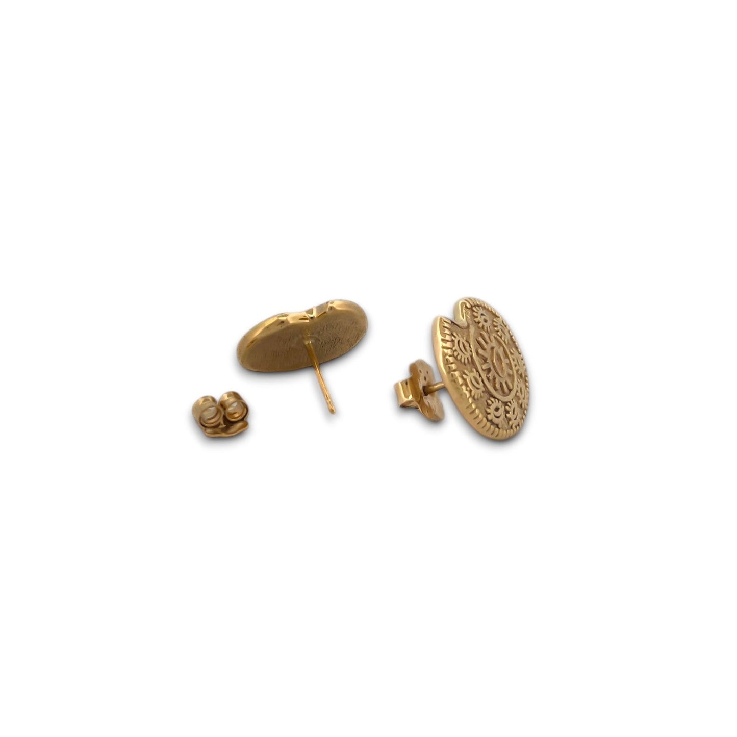 Comprar pendientes de oro amarillo de 18kt originales de la firma TOUS con grabado del imperio maya y estos pendientes disponen de cierre a presión
La mejor joyería compra-venta de Oro de Barcelona, te garantizamos el mejor precio. Restauración de joyas vintage y segunda mano.