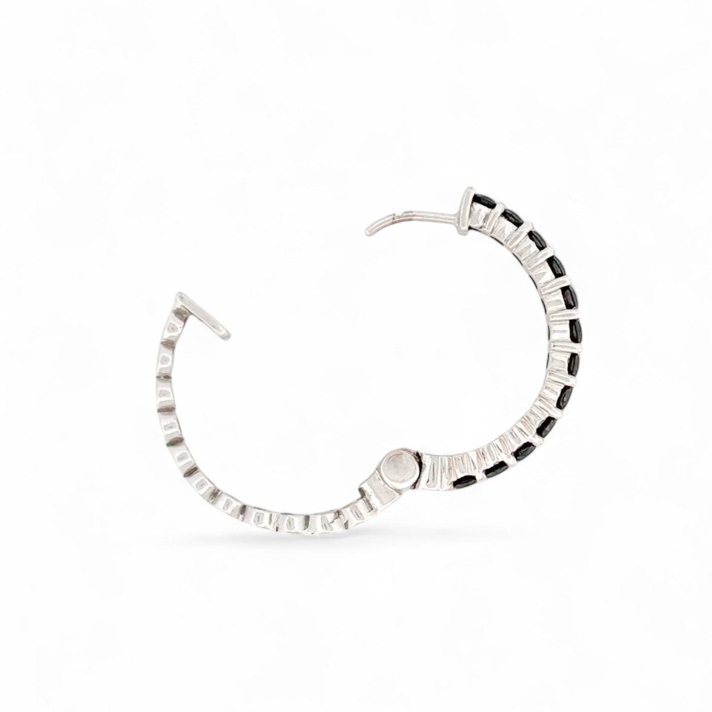 16421GM_Pendientes_aro_25mm_oro_blanco_y_diamantes_negros