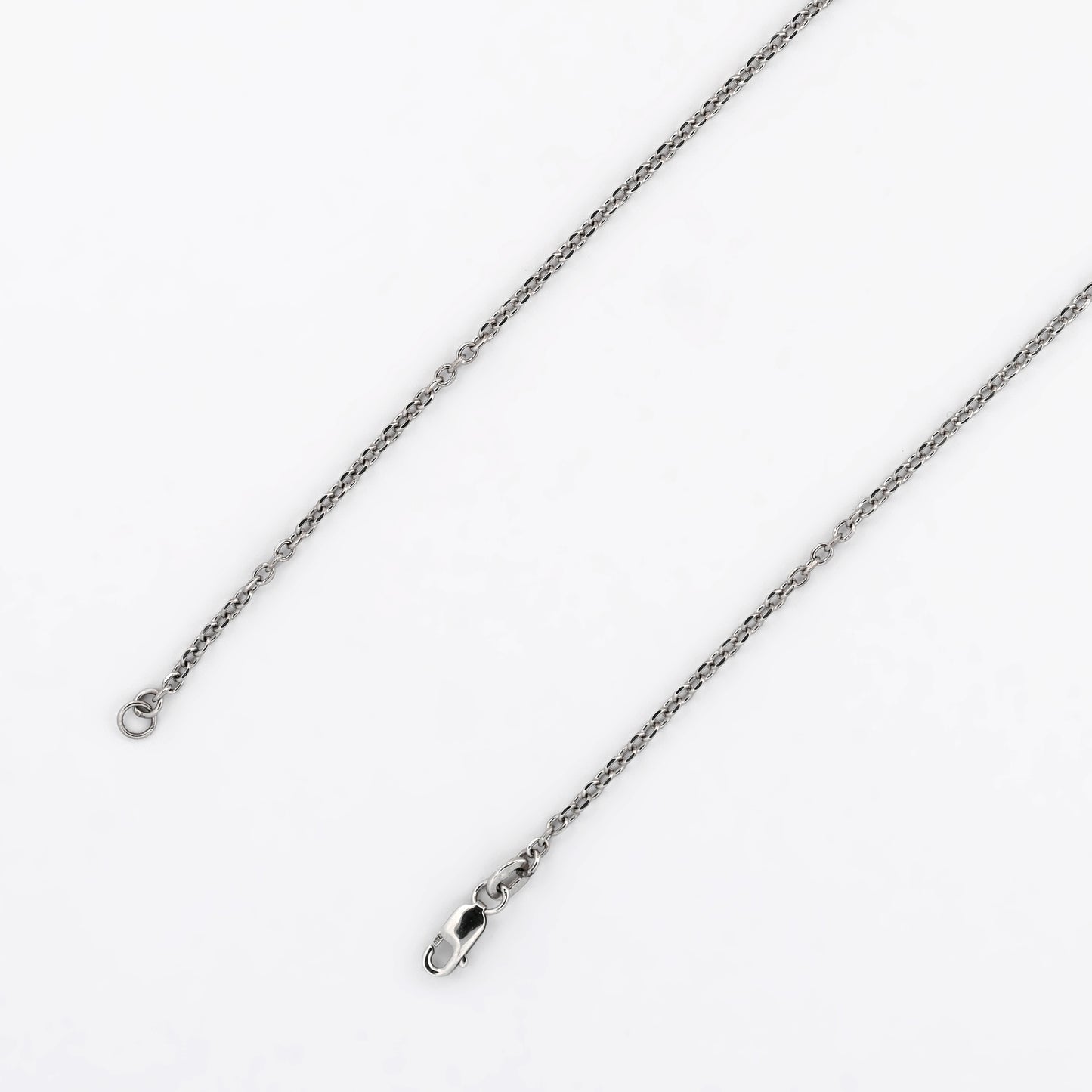 Comprar cadena forzada barras de oro blanco de 18kt y 43cm de largo con cierre tipo mosquetón. Cadenas con envío gratis. Joyería Ian'Or.