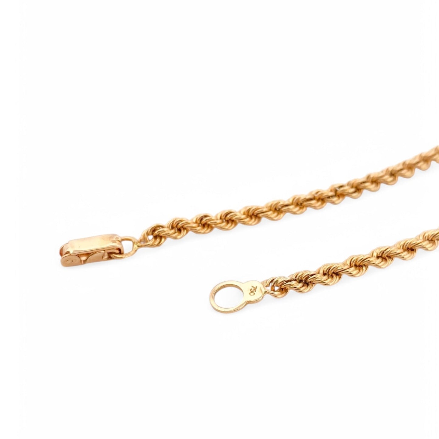 Collar de Oro amarillo de 18kt con cadena de cordón salomónico. La cadena mide 50,5cm de largo y dispone de un cierre tipo anzuelo. Dónde comprar y vender oro en Barcelona al mejor precio.