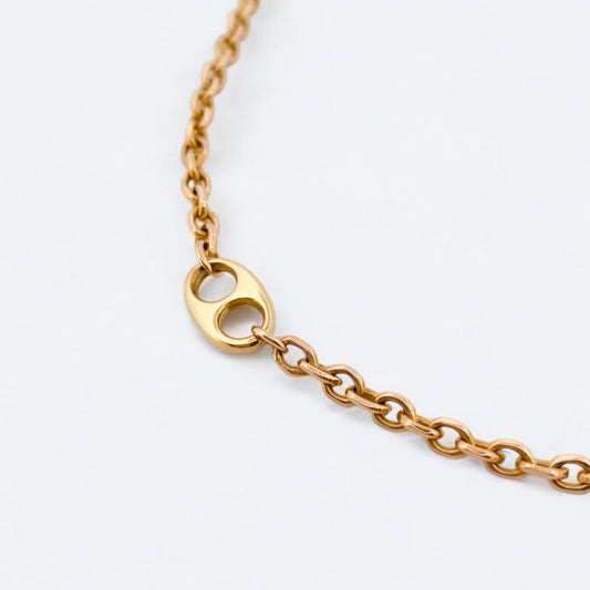 Collar de oro amarillo de 18kt con cadena forzada con eslabones tipo calabrote con un cierre tipo gancho. Medidas: 42,5cm largo x 7,50mm grosor. Cadenas baratas