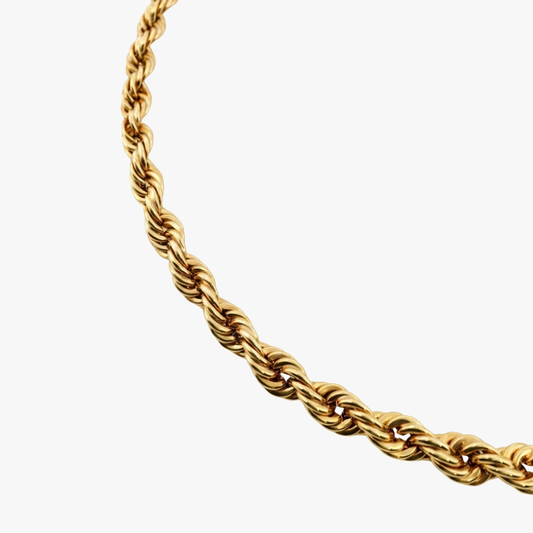 Collar de Oro amarillo de 18kt con cadena de cordón salomónico. La cadena mide 54cm de largo y dispone de un cierre desplegable. Joyería Ian'Or. Envío GRATIS.