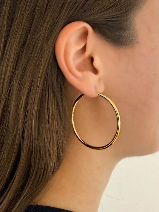 Comprar pendientes aro lisos en oro amarillo de 18kt de 40mm de diámetro y 2mm de grosor. Joyería Ian'Or. Envío GRATIS. Ian'Or.