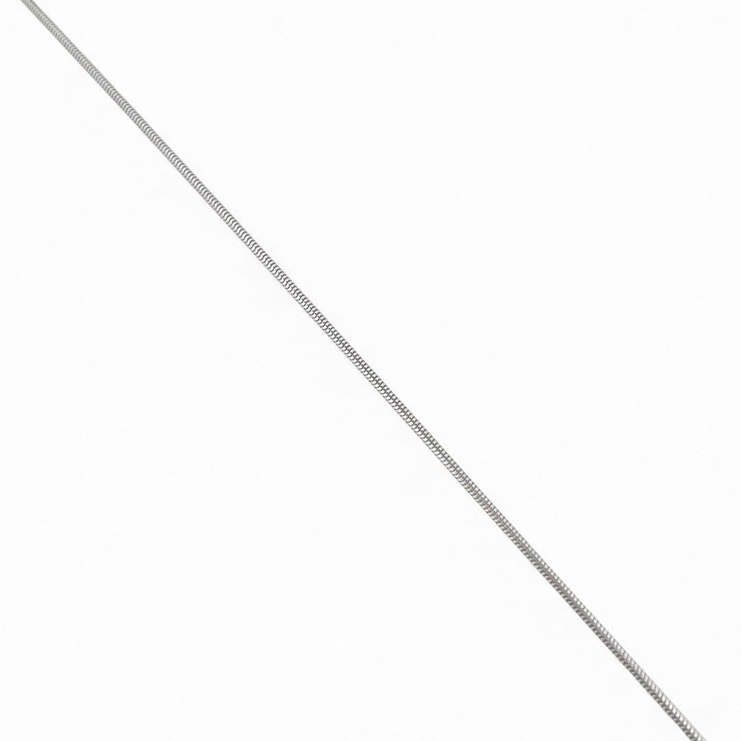 Comprar cadena cola de ratón de oro blanco de 18kt. Esta cadena dispone de cierre tipo reasa.Venta de joyas de lujo restauradas al mejor precio. Envío GRATIS.