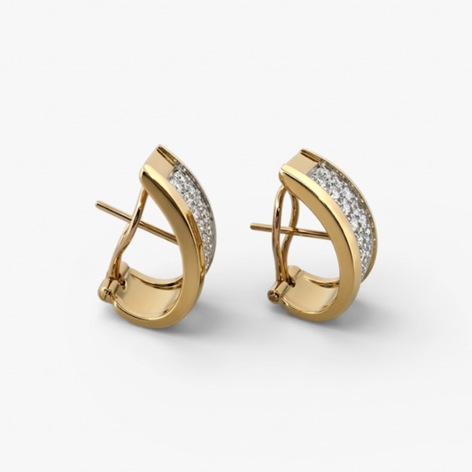Comprar pendientes de oro amarillo de 18kt con pavé de diamantes talla brillante en cada pendiente. Cierre tipo omega. Joyas segunda mano. Envío gratis.