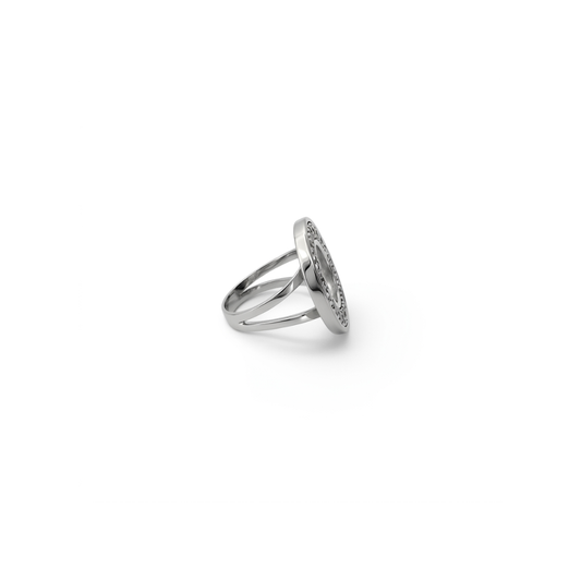 Comprar Anillo realizado en oro blanco de 18kt con 18 diamantes talla brillante puestos en circulo. Joyas restauradas en Barcelona. Joyería Ian'Or.