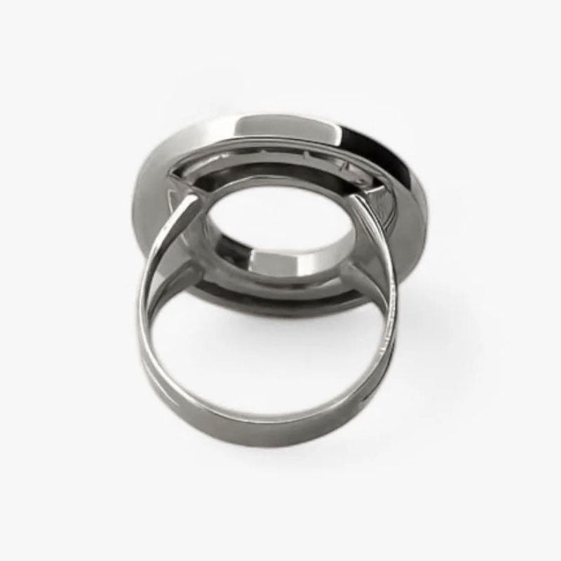 Comprar Anillo realizado en oro blanco de 18kt con 18 diamantes talla brillante puestos en circulo. Joyas restauradas en Barcelona. Joyería Ian'Or.