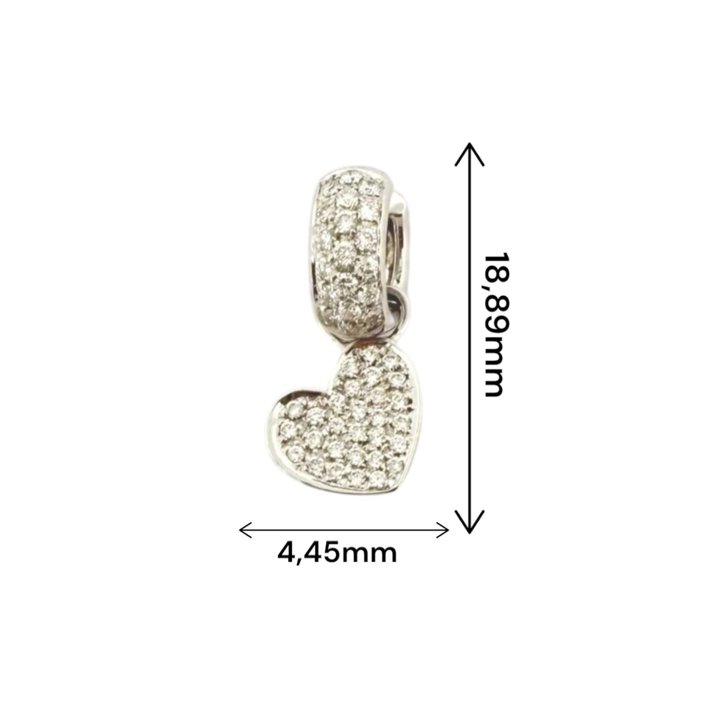 Comprar pendientes de oro blanco de 18kt con colgante en forma de corazón con pavé de diamantes talla brillante. Joyas segunda mano. Joyas restauradas.