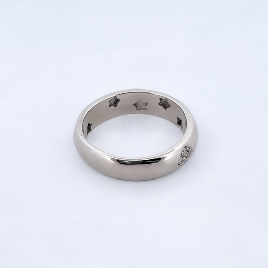 Comprar anillo realizado en oro blanco de 18kt con 20 diamantes talla brillante. Anillos de segunda mano. Joyería Ian'Or. Envío GRATIS. Ian'Or.