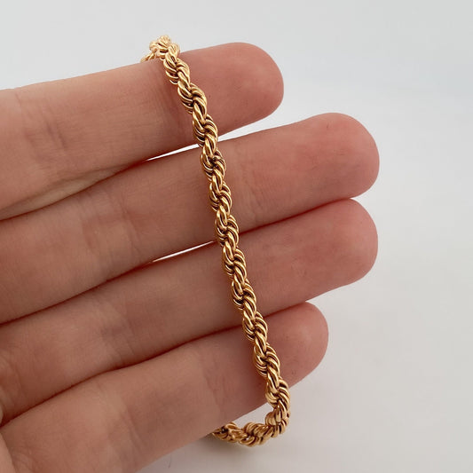 Comprar collar de oro amarillo de 18kt con cadena de cordón salomónico. La cadena mide 70,5cm de largo y cierre desplegable. Cordón salomónico Ian'Or.