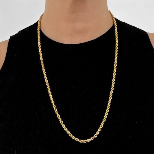 Comprar collar de oro amarillo de 18kt con cadena de cordón salomónico. La cadena mide 70,5cm de largo y cierre desplegable. Cordón salomónico Ian'Or.