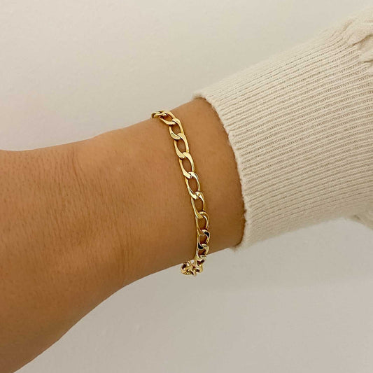 Pulsera de cadena bilbaína en oro amarillo de 18Kt de 19,5cm de largo con eslabones alargado cierre tipo mosquetón.. Pulseras de oro de hombre baratas Barcelona.