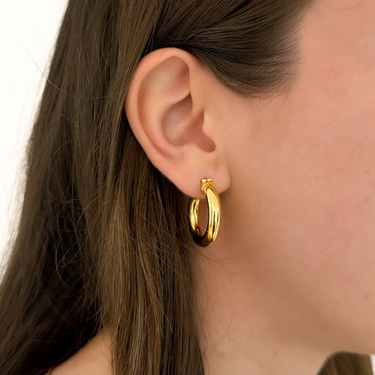 Comprar pendientes aro gruesos de oro amarillo de 18kt de 23mm de diámetro y 4,96mm de grosor. Pendientes cierre tipo criolla. Joyería Ian'Or. Envío gratis.