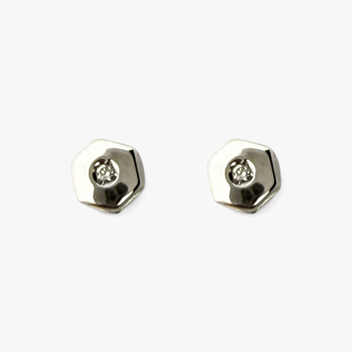 Pendientes hexagonales oro blanco 18kt y diamantes - 28384C