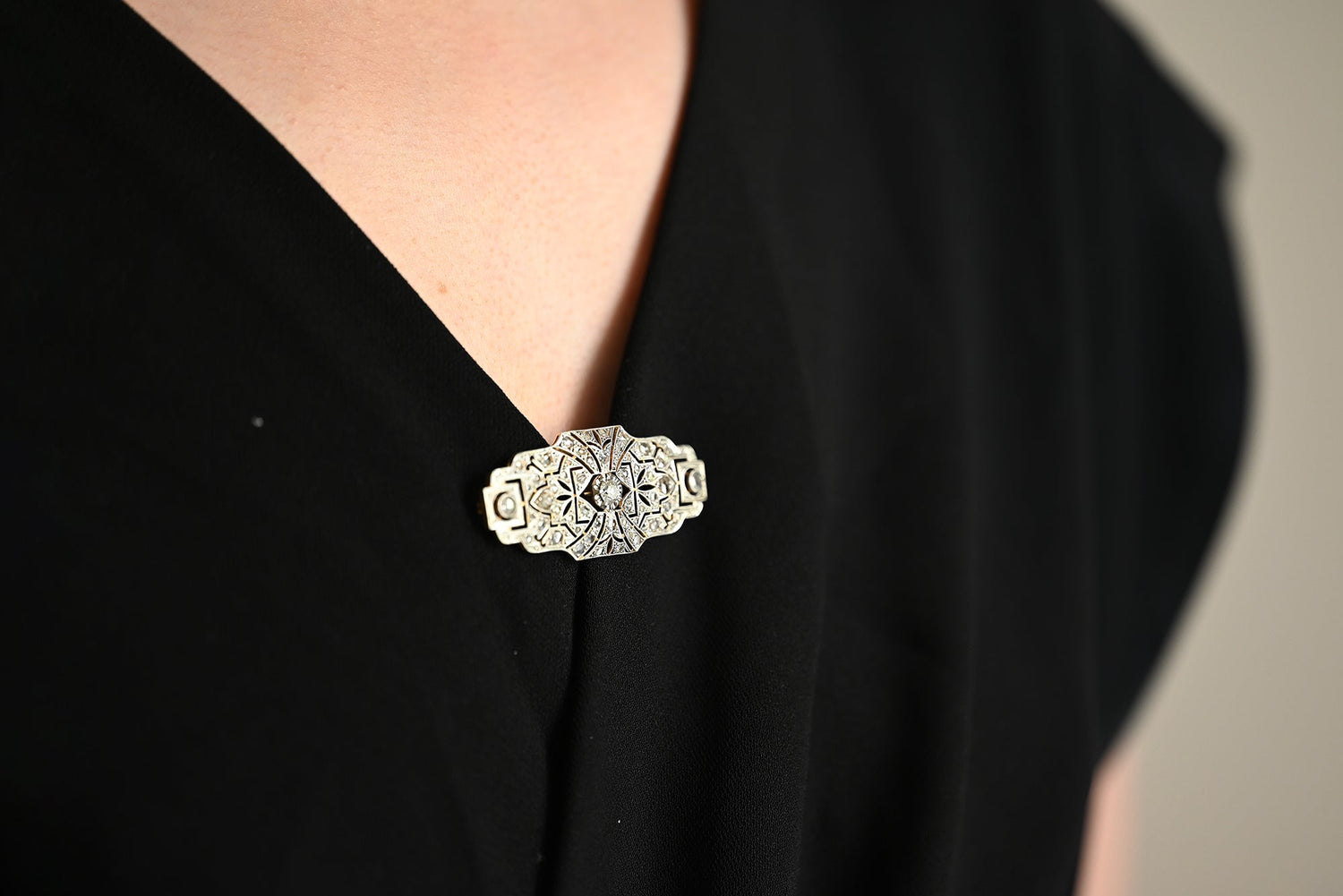 Broches