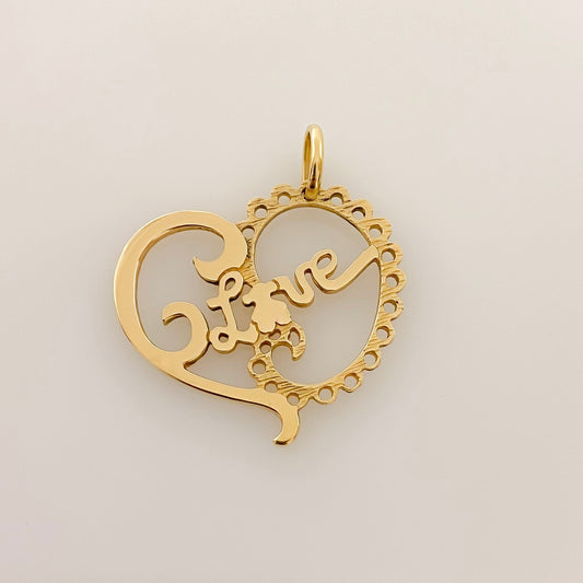 Medida: 31mm de alto y 31mm ancho.  Peso: 6,08g Material: Oro amarillo 18 kt Referencia: 10606GM