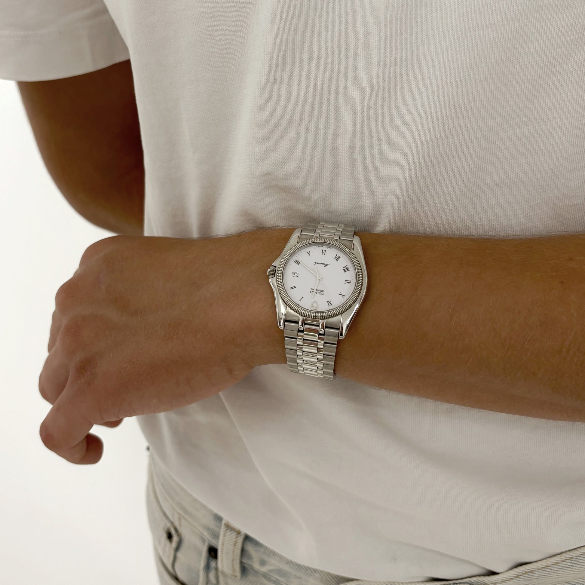 Magnífico reloj automático de acero inoxidable de Tudor.Joyería compro oro, dónde comprar y vender joyas al mejor precio en Barcelona. Joyas y relojes de lujo al mejor precio, envío gratuito.