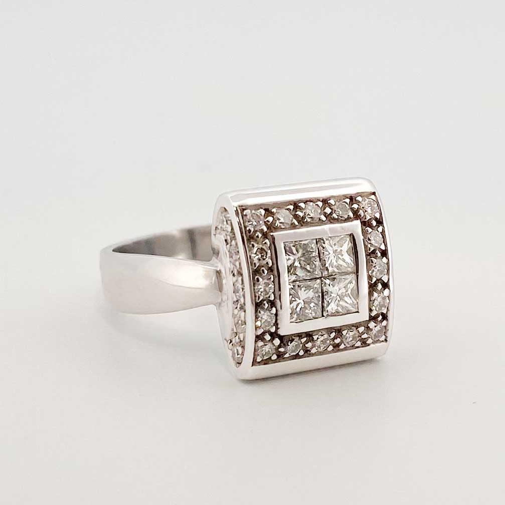 11740GM Sortija cuadrada de oro blanco 18kt y diamantes. Anillos de oro baratos Barcelona Joyeria Ian or