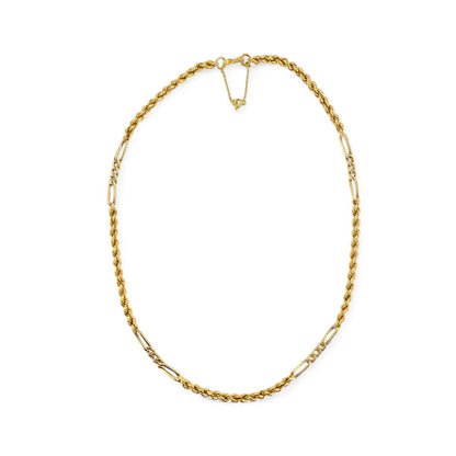 Collar de Oro amarillo de 18kt con cadena de cordón salomónico alterno con barras de oro de 18kt. La cadena mide 53cm de largo y dispone de un cierre tipo anzuelo con un cierre de seguridad y cadena con reasa para darle doble seguridad. Dónde comprar y vender oro en Barcelona al mejor precio.