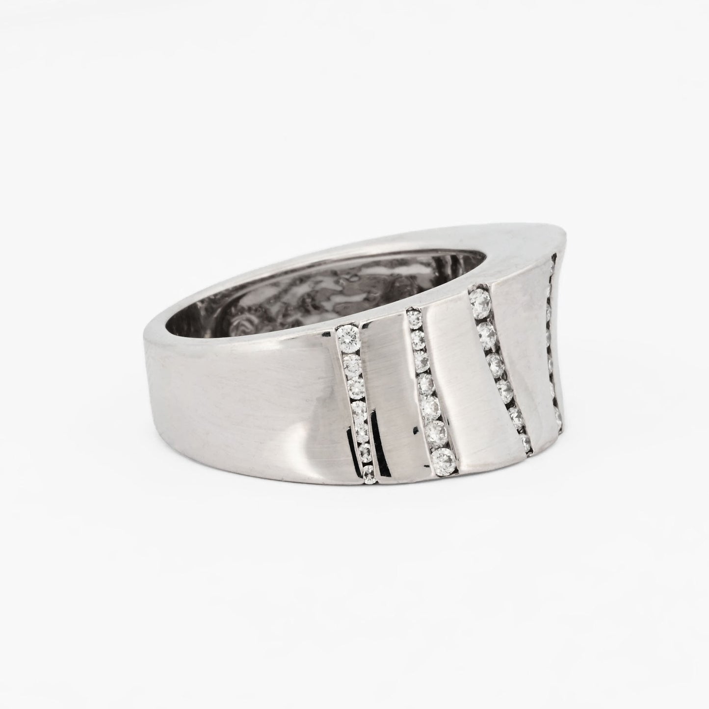 Sortija Antonelli oro blanco 18kt y 9 carriles con diamantes - 12847P