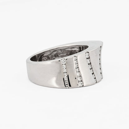 Sortija Antonelli oro blanco 18kt y 9 carriles con diamantes - 12847P