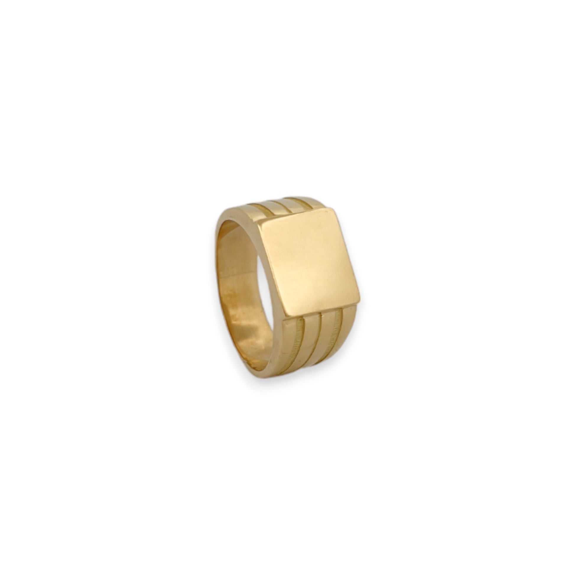 Anillo tipo sello de segunda mano de oro amarillo de 18kt y piedra Onix Talla original: 22 Peso: 10,82g.. Joyería compro oro Barcelona donde comprar y vender oro al mejor precio