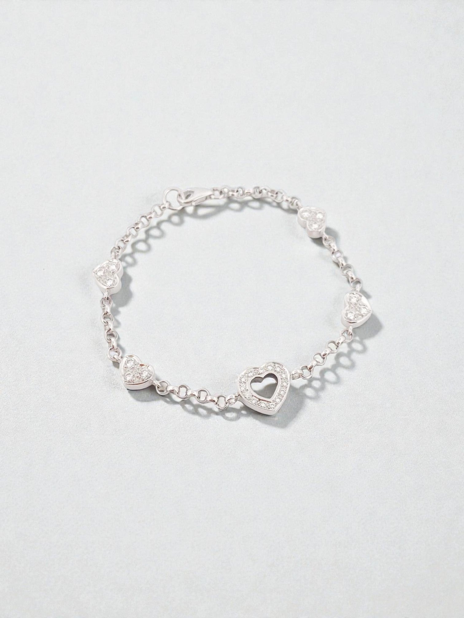 Pulsera de oro blanco de 18kt con cadena tipo rolo y diamantes alternos estilo Chopard. 
Joyería Compro Oro Barcelona. Joyas de segunda mano. Envío gratis.