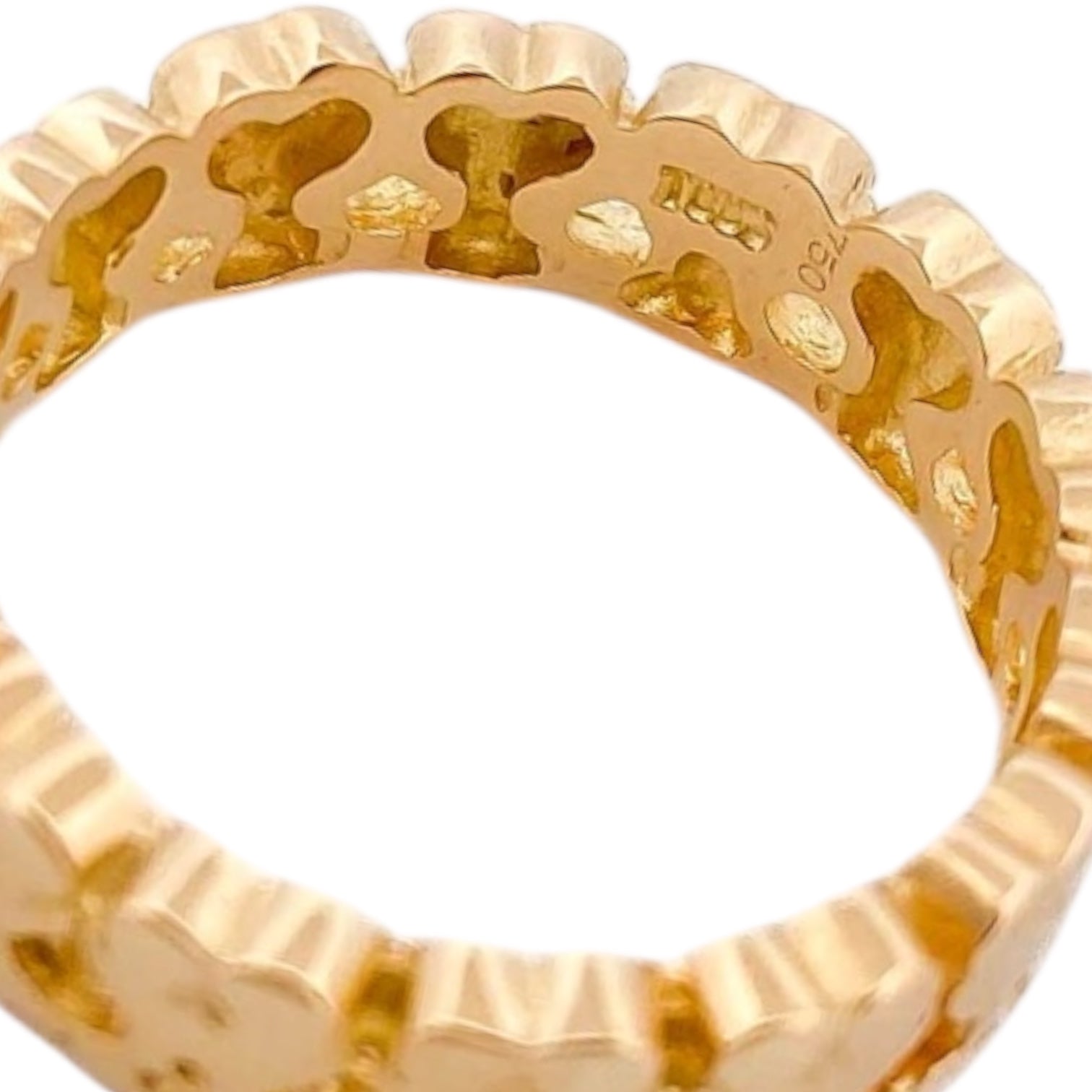 Anillo tipo alianza de oro amarillo de 18kt con los icónicos ositos&nbsp; Puppies de la firma Tous. Pieza original
Peso: 4,87g
Talla: 17,5
Joyería Ian'or, la mejor joyería compra-venta de Oro de Barcelona, te garantizamos el mejor precio. Joyas TOUS al mejor precio