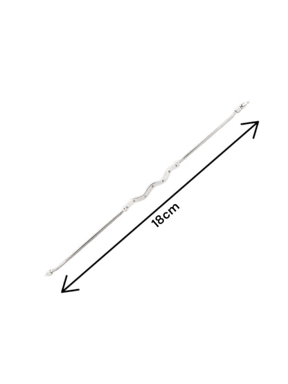 Pulsera semirrígida de oro blanco de 18kt con cadena tipo serpiente y placa irregular con 7 diamantes integrados. Esta pulsera dispone de cierre tipo mosquetón. Cierre de cajón. Compro Oro al mejor precio, joyería segunda mano Barcelona, diseño y transformación de joyas.