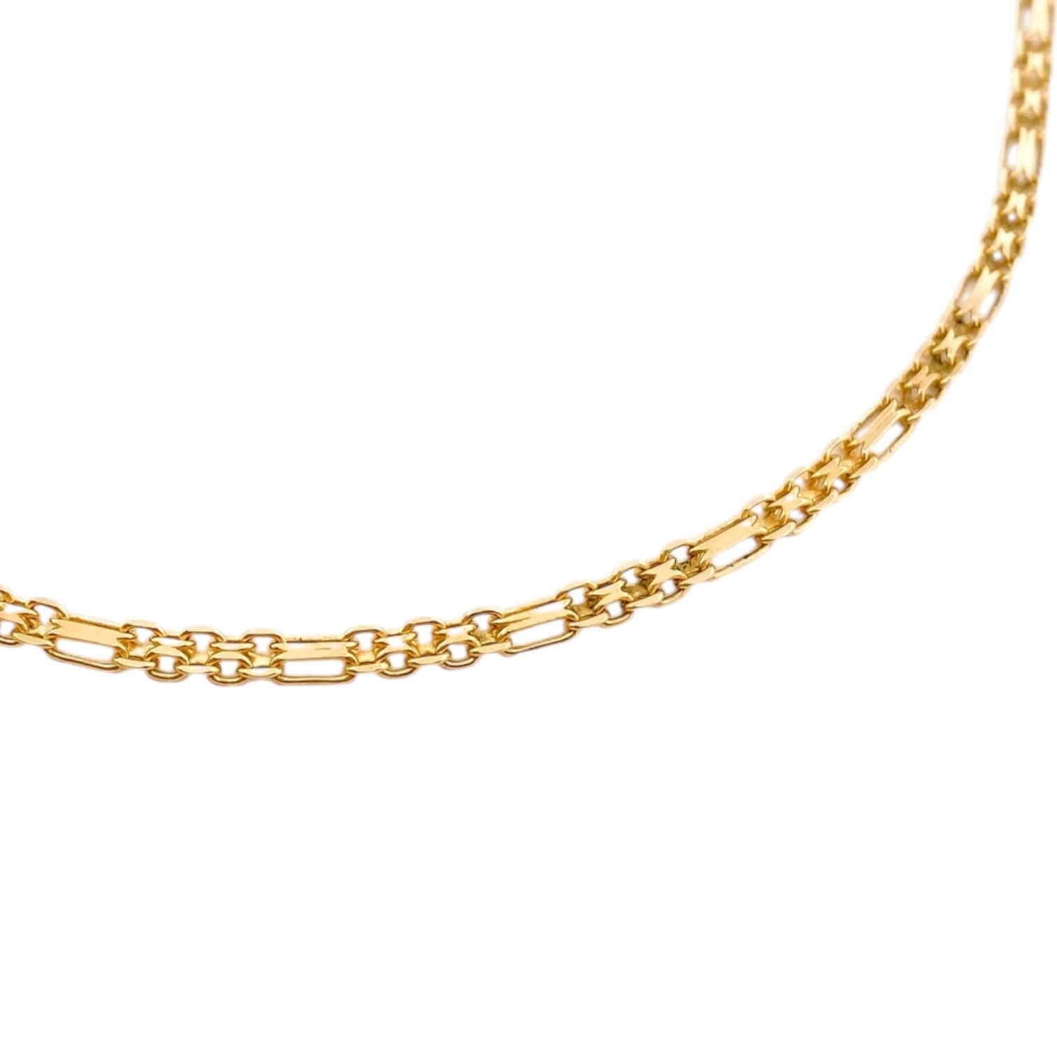 Comprar collar de oro amarillo de 18kt con cadena tipo Bismark combinada con un cierre tipo mosquetón. Medida: 40,7cm largo. Joyas de segunda mano en Barcelona.